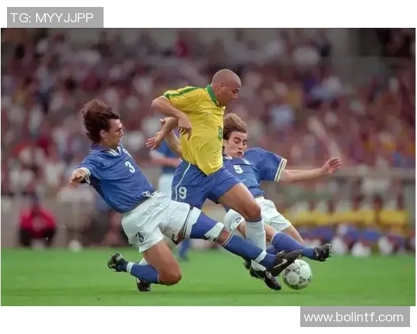 美国足球历史十大球星盘点及其对足球发展的影响分析 美国足球历史十大球星盘点及其对足球发展的影响分析