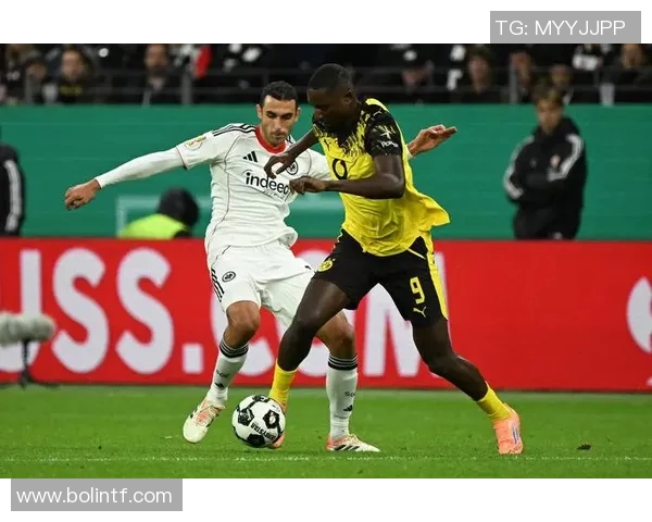 德国足球明星们的豪华座驾揭秘 哪些车型最受球员青睐 德国足球明星们的豪华座驾揭秘 哪些车型最受球员青睐